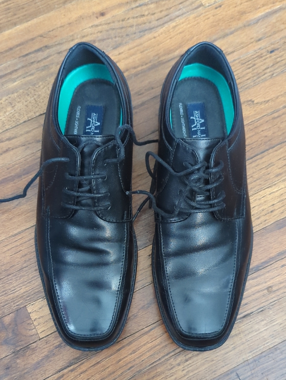Ashford Hayes Men's Black Leather Derby Dress Shoes